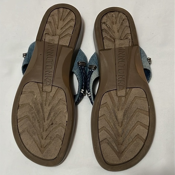 Minnetonka Blue Denim Silverthorne 360 Thong Sandals - Picture 5 of 5
